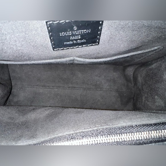 SOLD!!! Authentic Louis Vuitton Cluny BB in Denim Epi Leather - Picture 13 of 16